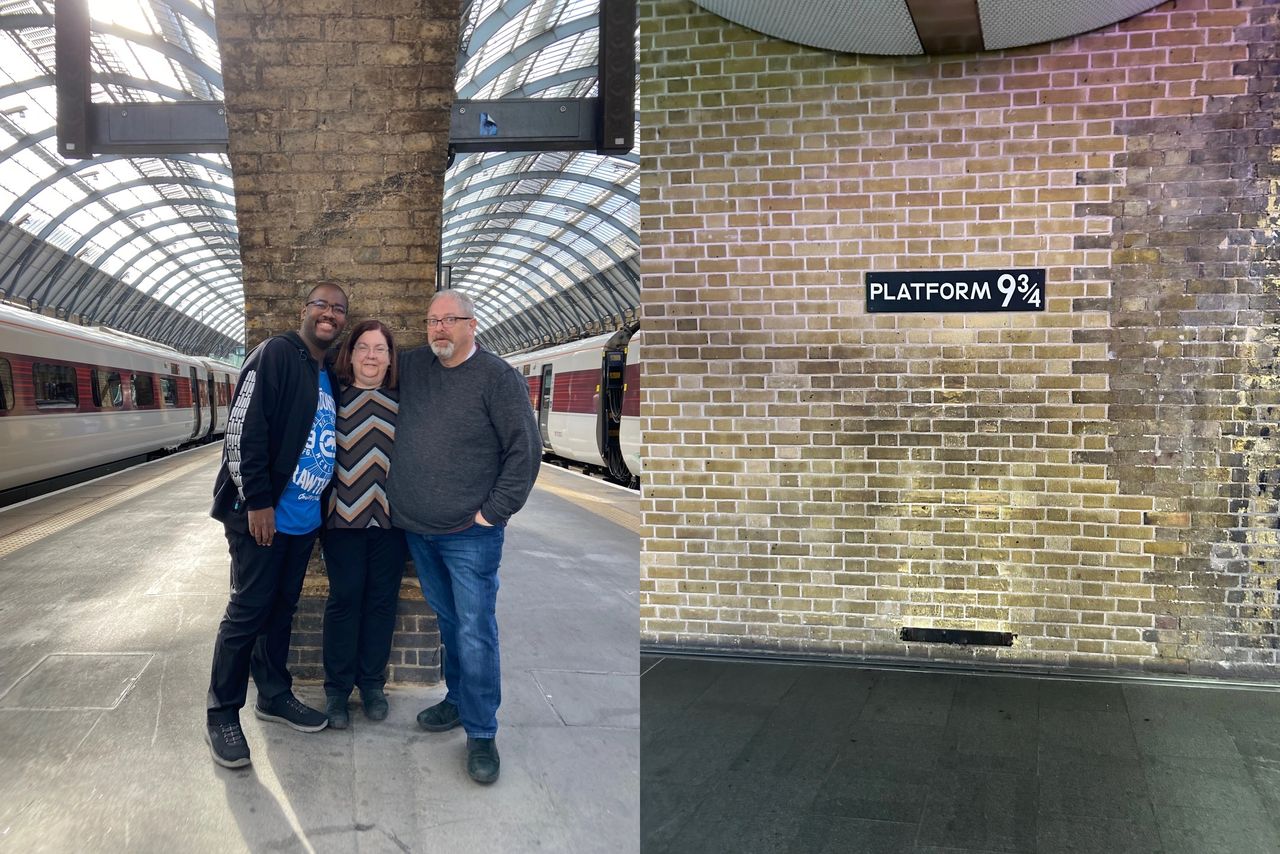 Platform 9 3/4 at King's Cross Station in London