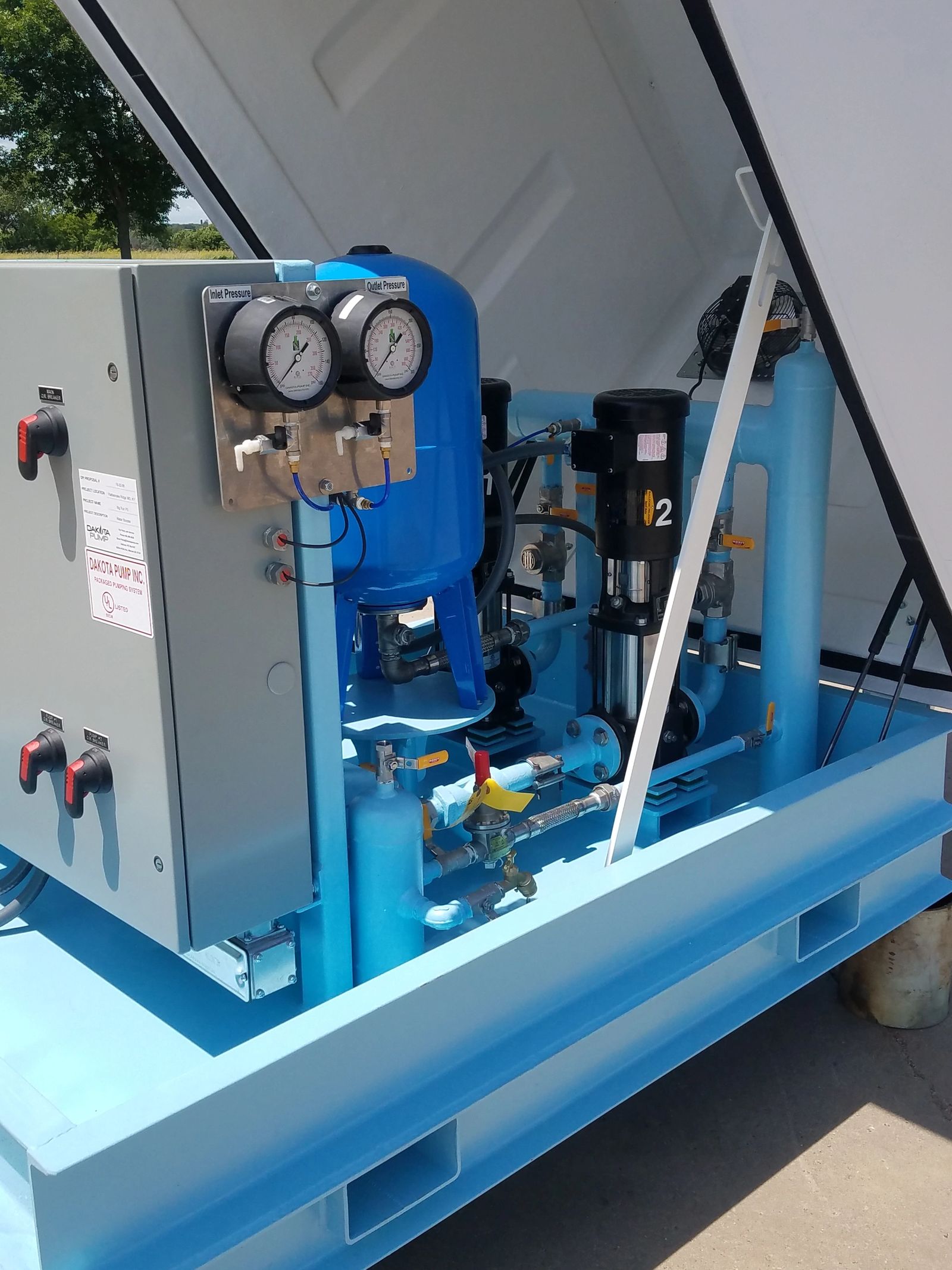 Above grade water booster with blue components