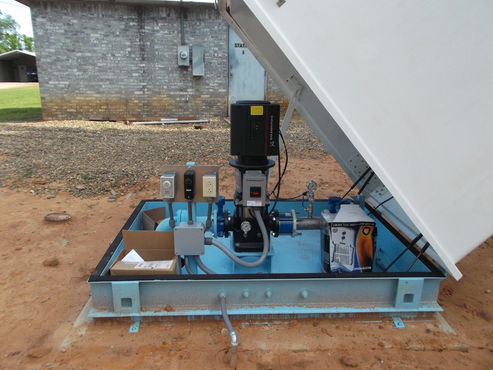 Above grade water booster interior — MCRWD1