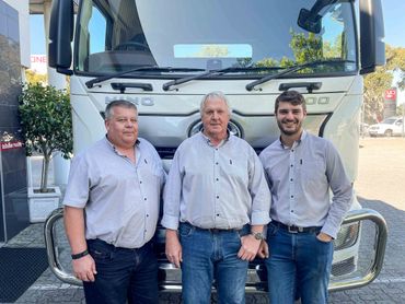 steven du plessis, stephen jurgens, kieran mcrobert, hino parow truck sales team