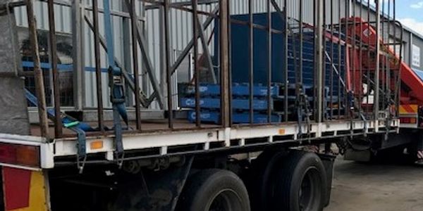 Qld Transport Vehicle Modifications / 0550 Transport Case - Qld Protective Cases : An approved person who certifies a particular modification must attach a blue modification plate to the vehicle as certification of the modification.