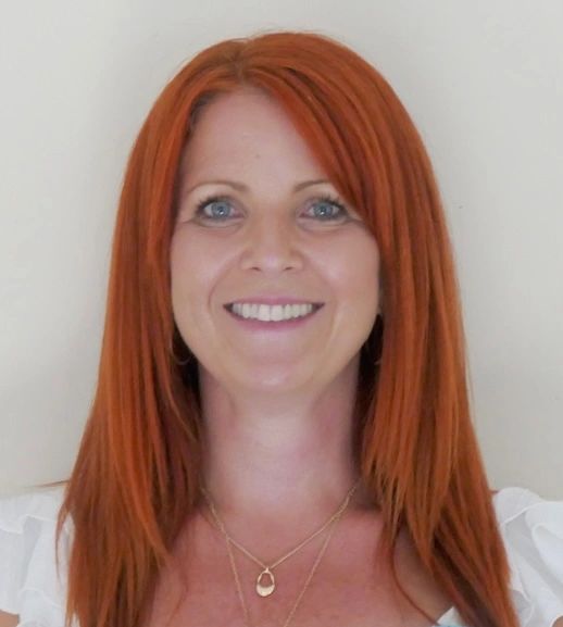 Sarah Morris Isle of Wight's Logo