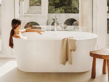 Bathtub outside
