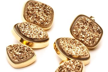 Stay current with these mixed shape drusy stone earrings.