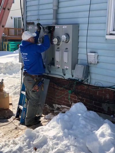 400 amp services, to 100 amp position 4 families house.