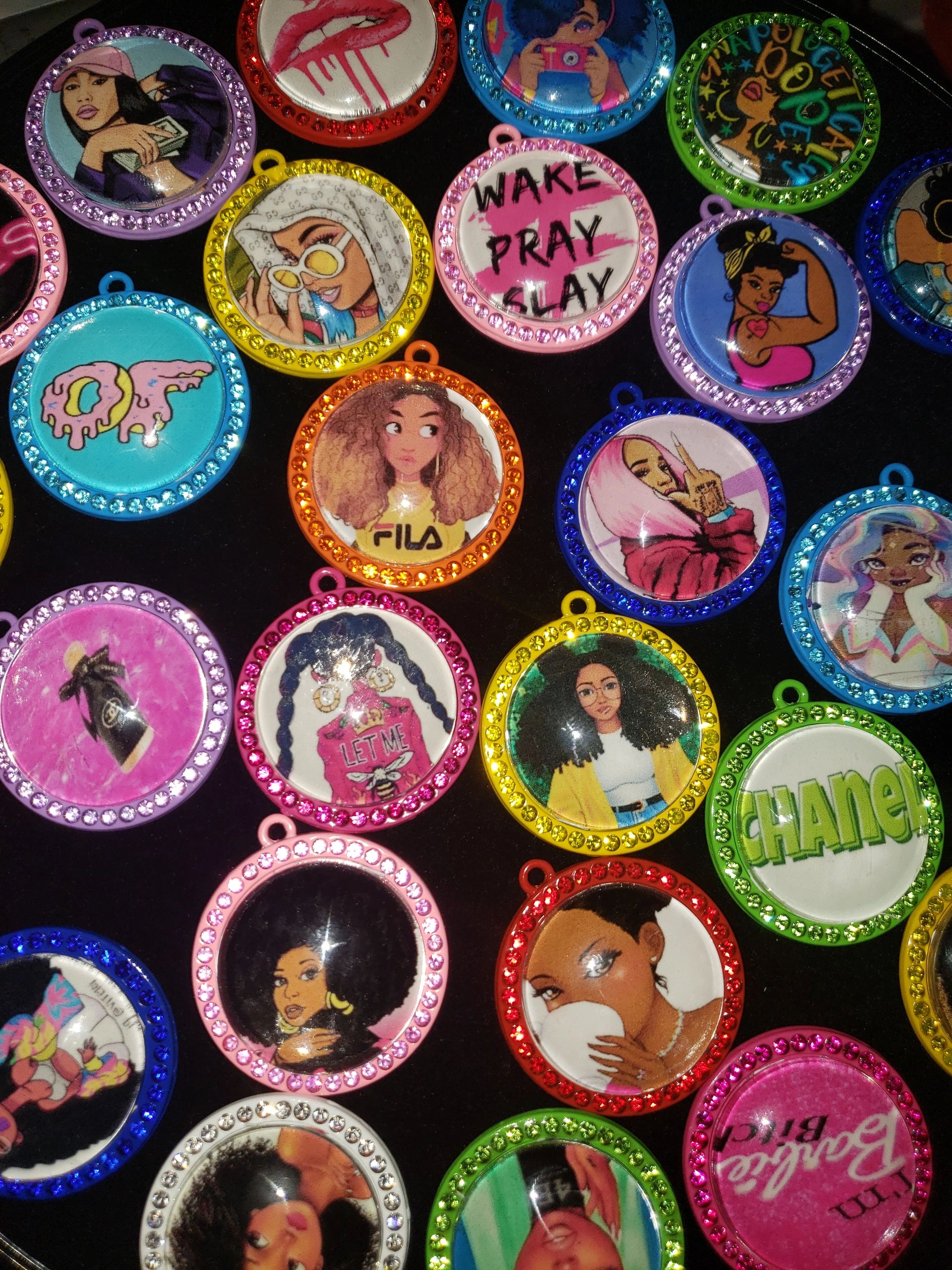 How to Create your own Tray Charms