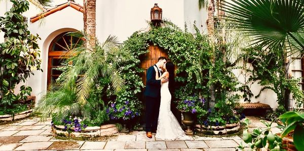 Palm Springs private wedding at casa de monte vista vacation rental resort