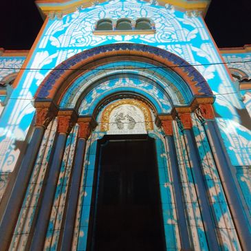 Light projection on church doorway, La Croisette, Cannes. Picture by JD Murphy. Travel journalism