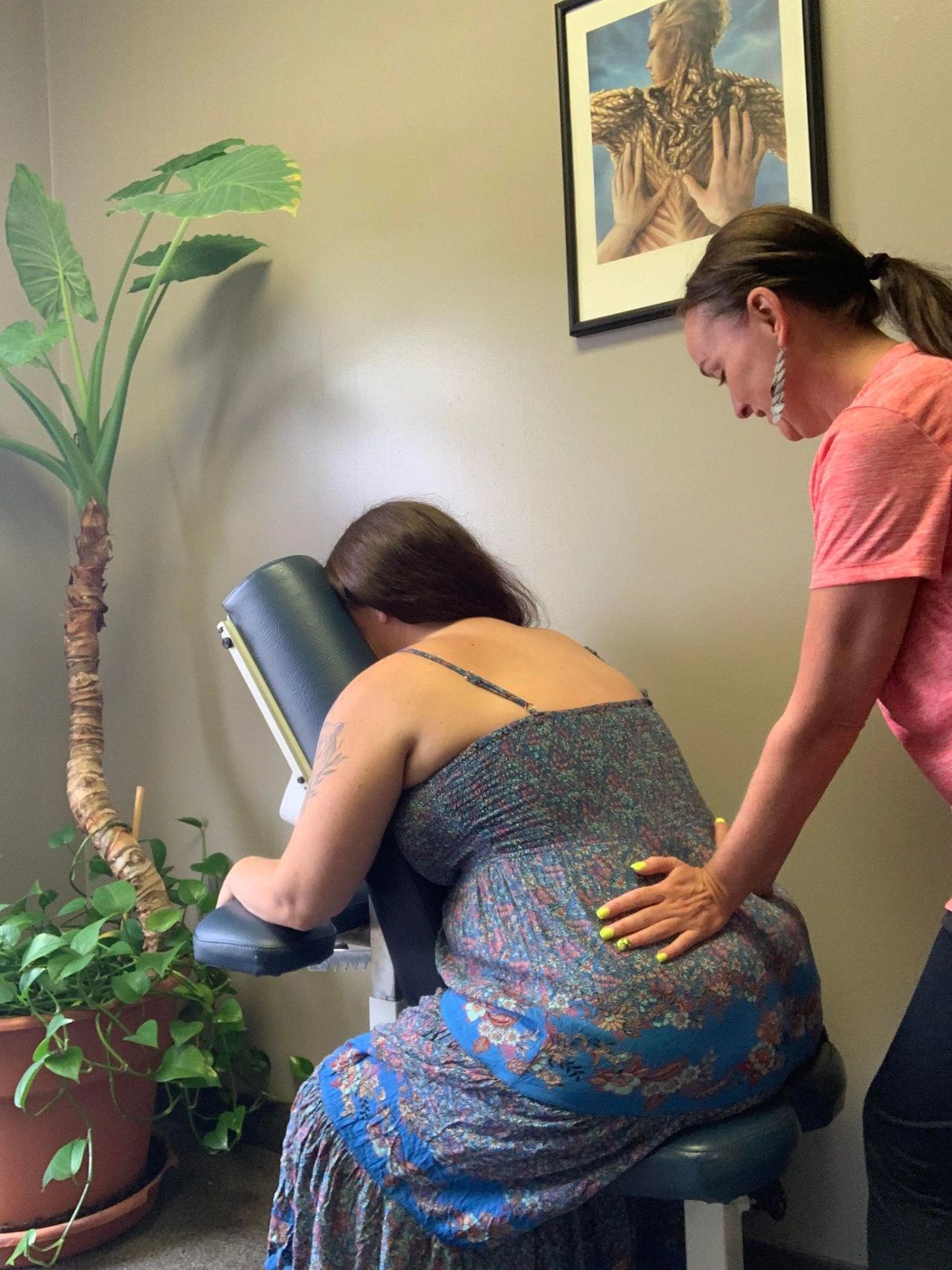 DO I NEED A CHIROPRACTIC ADJUSTMENT OR A MASSAGE? - Boost Integrated  Medical Center