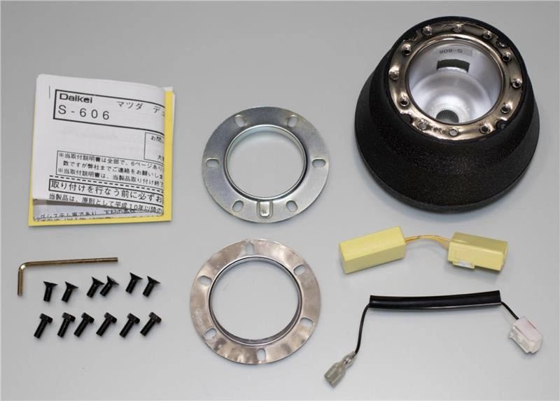 Daikei steering wheel adaptor hub kits (MAZDA MODEL NB MIATA (19992005))