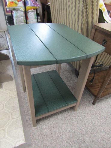 Amish Small Oval End Table