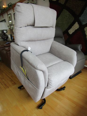 Destin Medium/Small Power Lift Chair