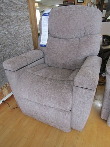 Maya Power Lift Chair with Power Headrest Lumbar & Nirvana Heat & Massage with Table & Phone Charger