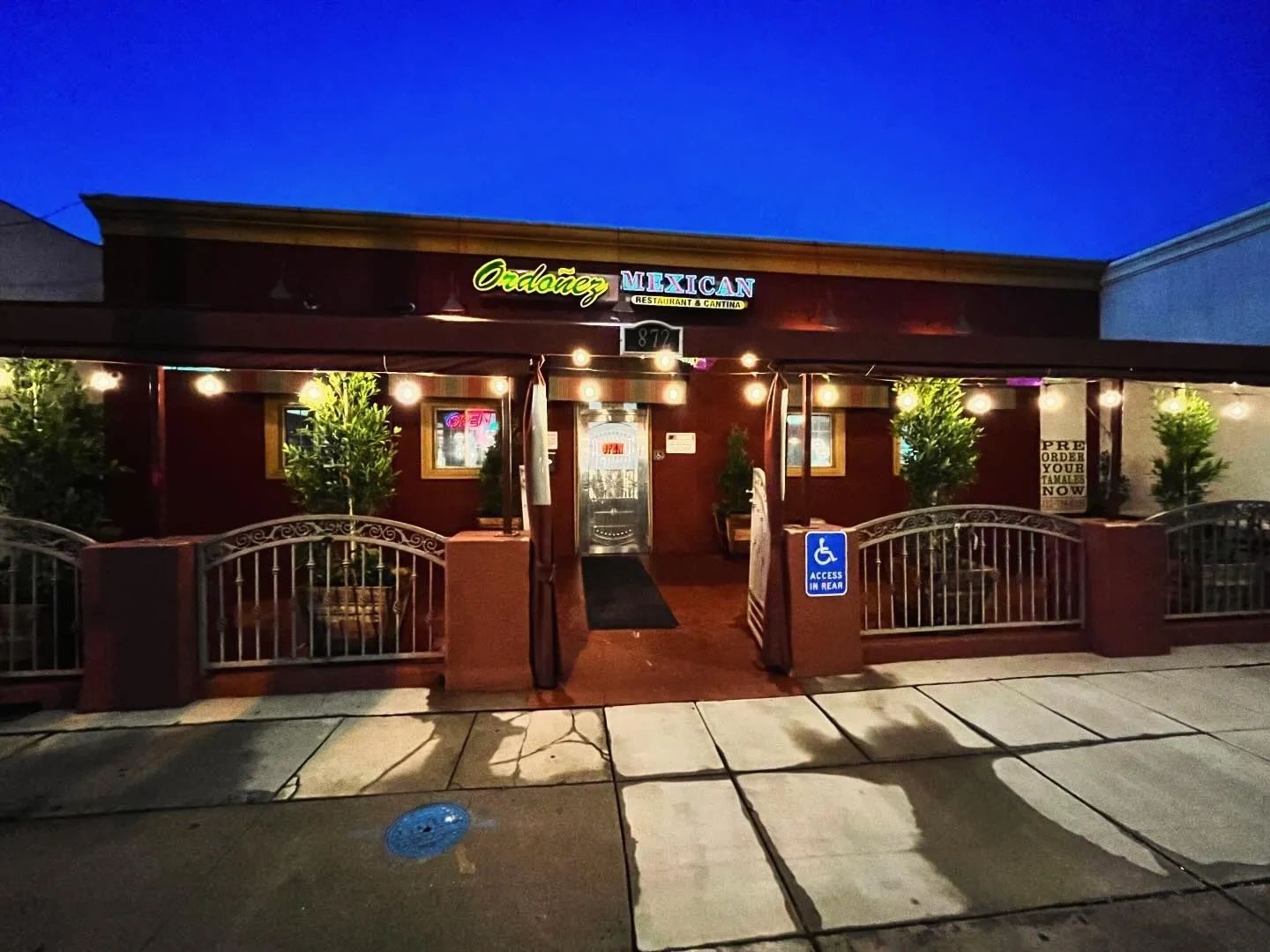 Ernesto’s Mexican Bar & Grill - Sushi Bars restaurant in Montebello, KY