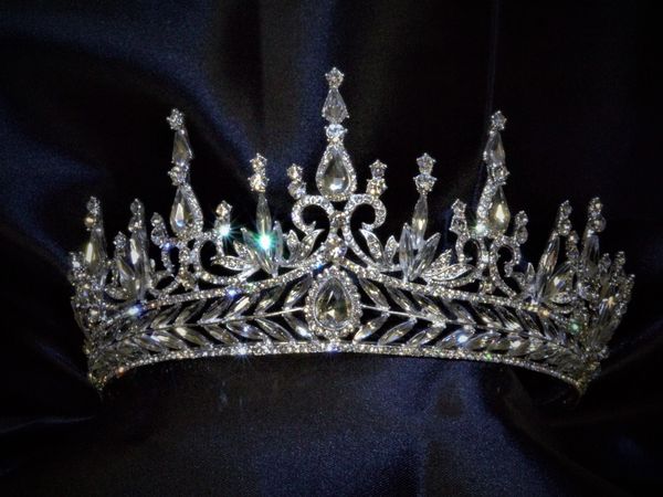 Exceptional bridal crown