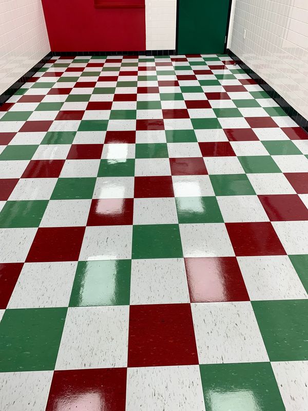 floor waxing, floor maintenance, floor polish, tile floor 