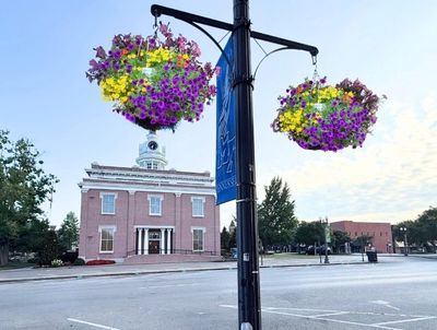 Picture of the courthouse in Rutherford County