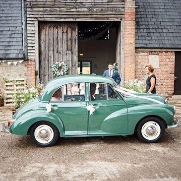 Uley Wedding Carsn Green morris minor wedding car