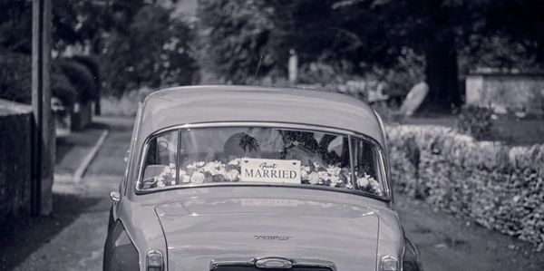 Just Married Drive - Uley Wedding Cars