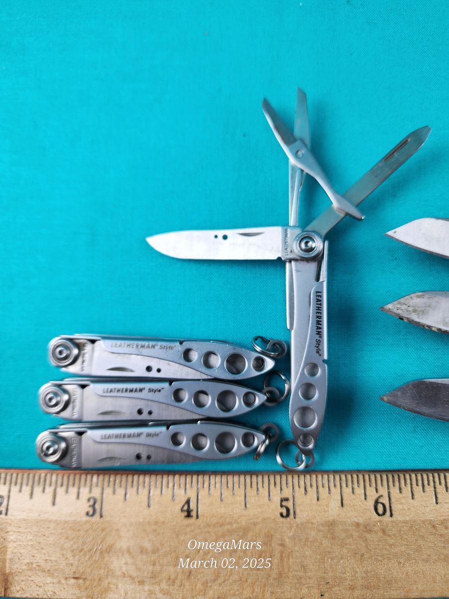 Leatherman Skeletool KBX or Style