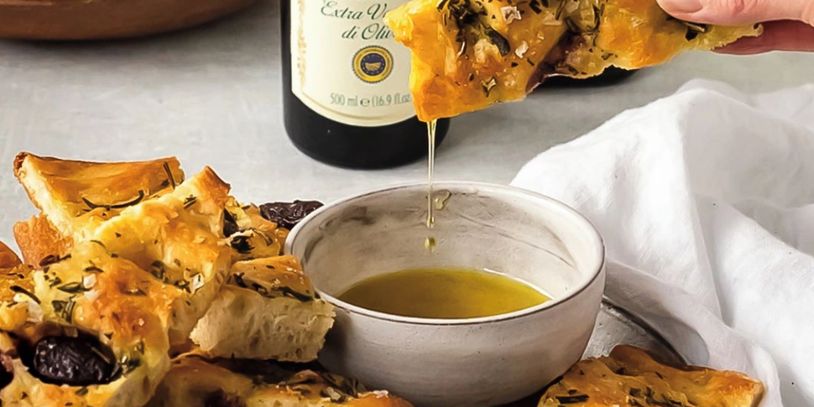 Monini D.O.P Umbria Extra Virgin Olive Oil with Focaccia Bread