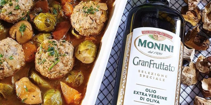 Monini Extra Virgin Olive Oil with meatballs