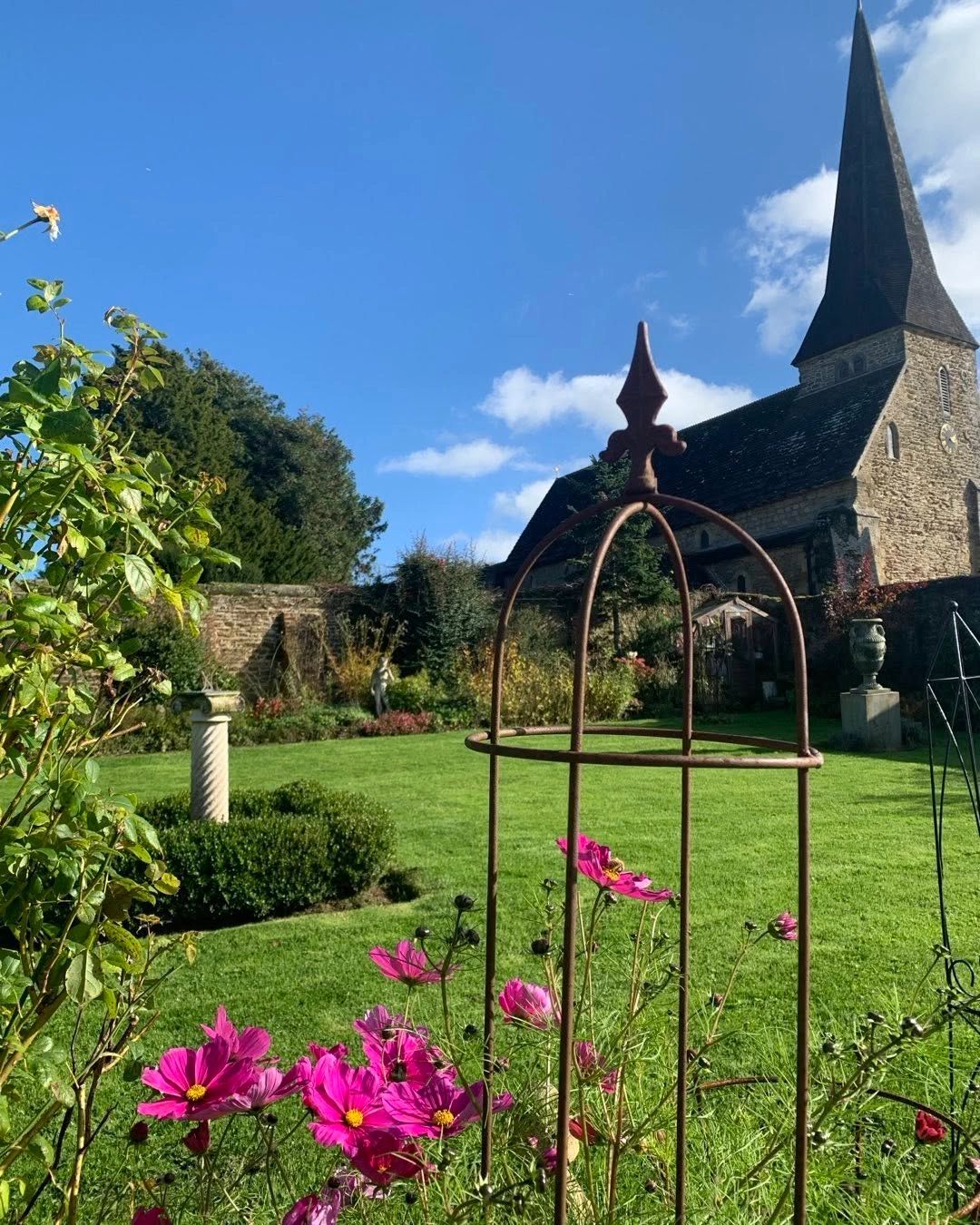 expert-lawn-mowing-and-garden-maintenance-services