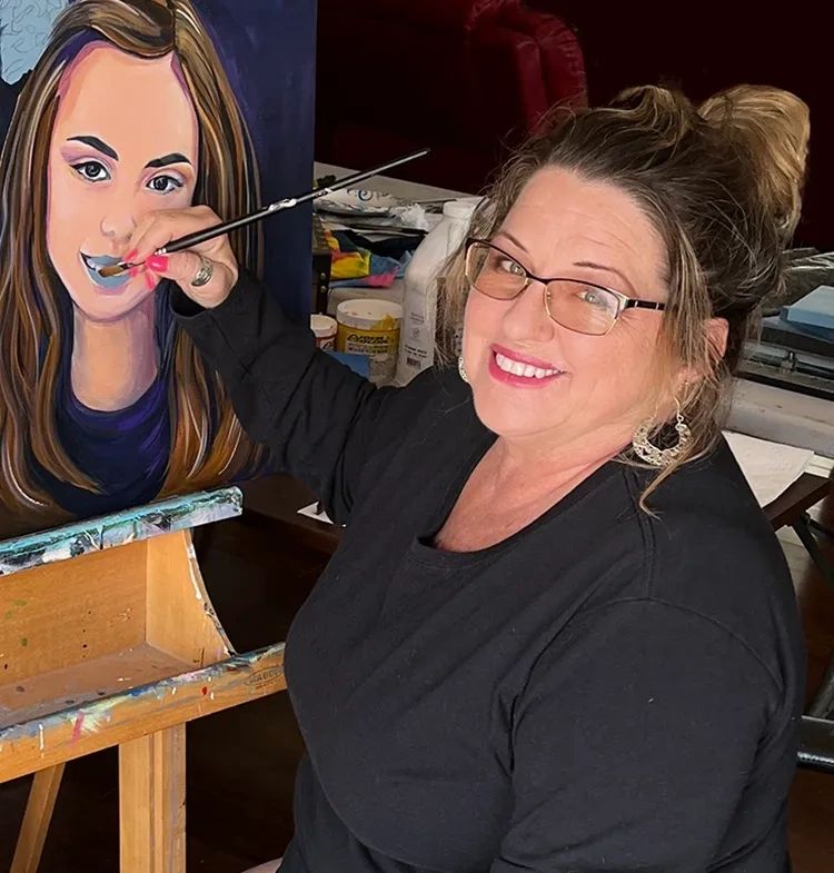 Jill Roberts painting portraits, Pet portraits and commissioned paintings.