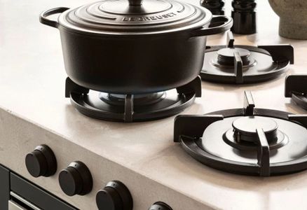 PITT Cooking's Integrated Burners Are the Beauty Queens of Kitchen Cooktops