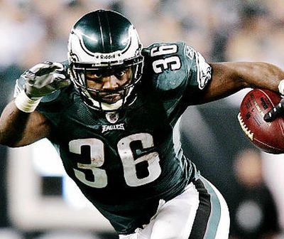 Eagles still look to Wilbert in NFL playoff crunch time