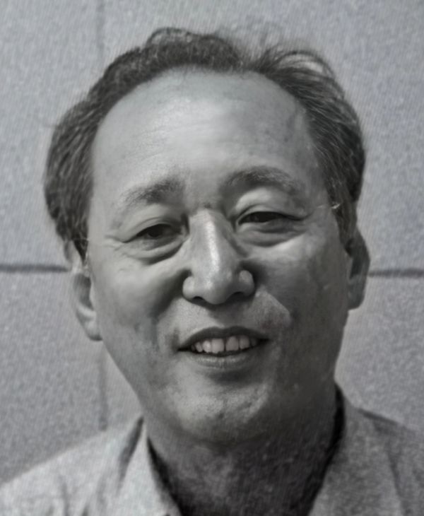 Our beloved Late Father
Professor & Artist, Lee IlRo