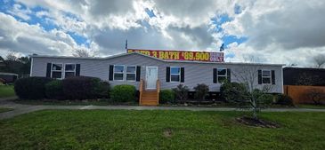 Manufactured home outside front of home.