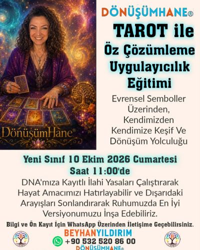 Tarot ile öz çözümleme eğitim afişi, dönüşüm ve spiritüel yolculuk temalı.