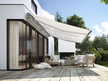 Retractable Awning