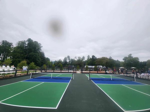 High Hamptons, NC Cushion X Pickleball Courts
