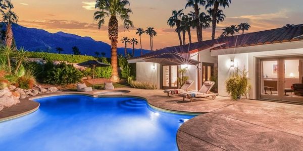 Palm Desert home with pool