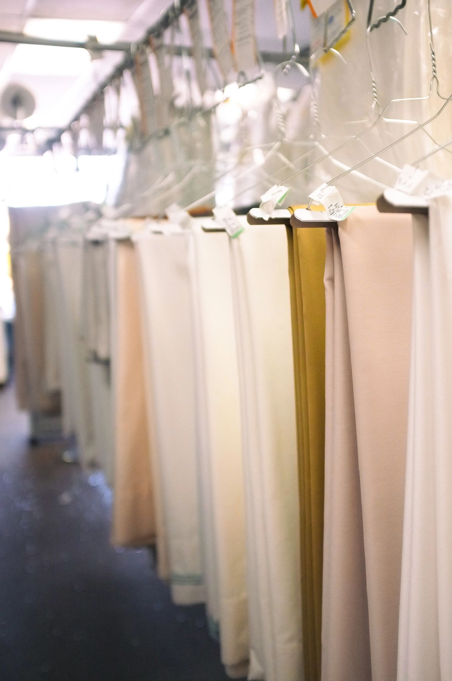 Desert Discount Cleaners photo 1