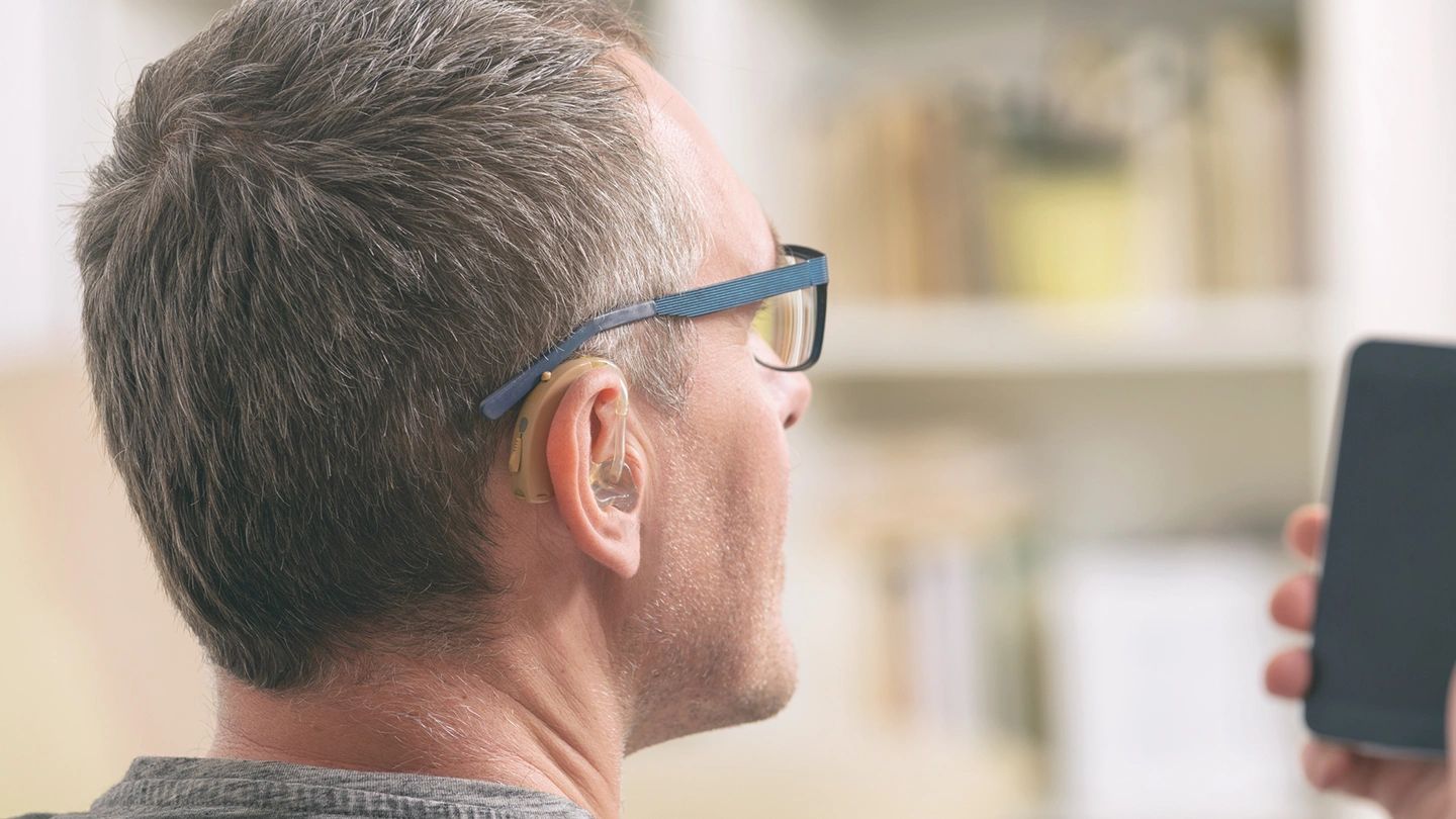 8 Tips to Help You Adjust to Hearing Aids