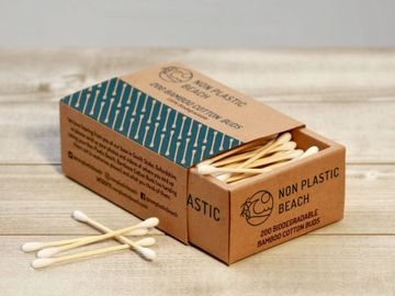 Non Plastic Beach Bamboo Cotton Buds, the sustainable alternative.
