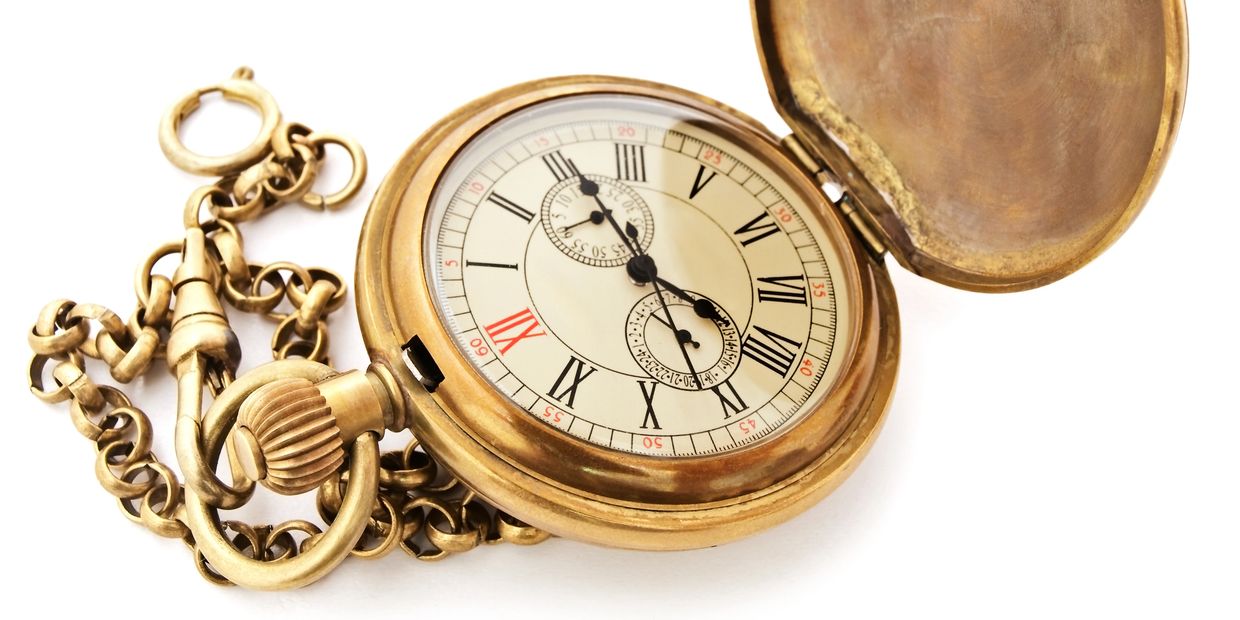 Antique and vintage pocket watches, luxury watches, mens and ladies wrist watches. Gold and silver.
