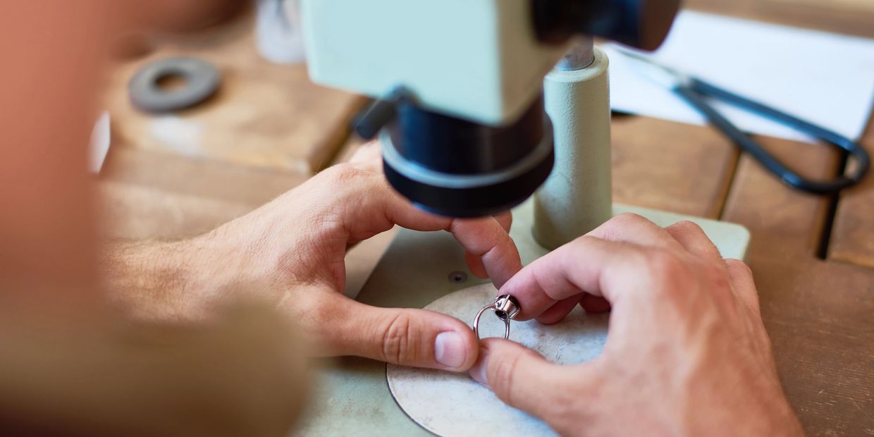 Expert jewelry appraisals for antique, vintage, diamond, gemstone, and luxury fine estate jewelry.