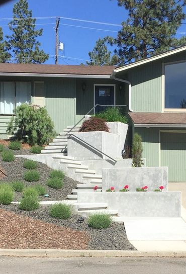 residential steps - multi-level concrete nosing detail entryway steps and planters (view 4)