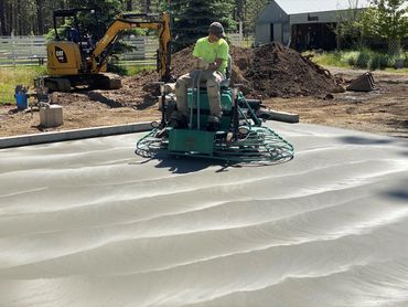 residential flatwork -garage slab - power trowel smooth finish 