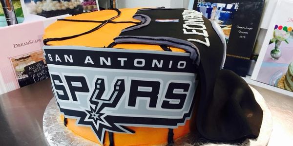 San Antonio Spurs themed basketball birthday cake