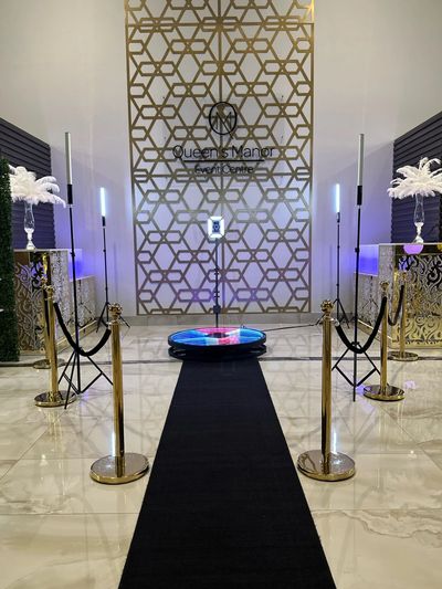 PHOTO BOOTH AND 360 BOOTH RENTAL IN BRAMPTON
