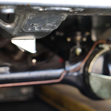 Richard Chassis Swap on a Land Rover Close Up 