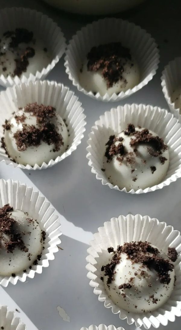 Cookies and Cream Truffles