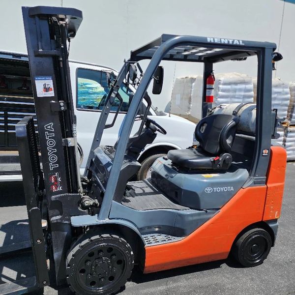 Toyota 8 Series Solid Cushion Tire Forklift Rental
