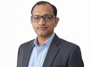 Bhushan builds scalable, high-performance systems on Microsoft, focusing on resilient data platforms