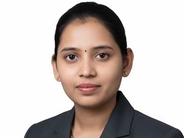 Prajakta, staff member of Paisani with expertise in large scale enterprise data architectures. 